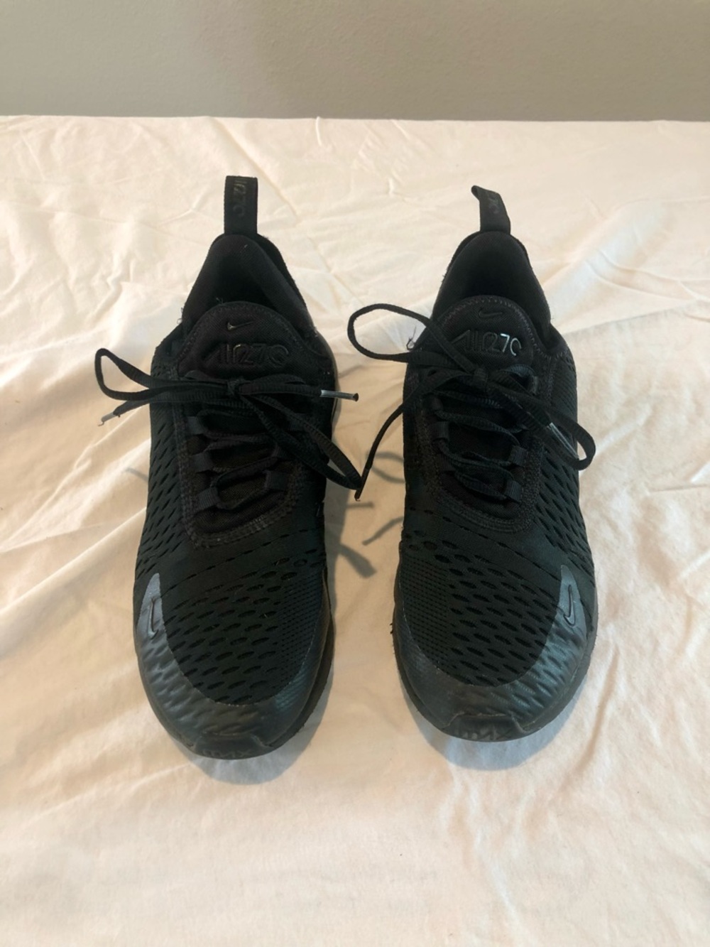 Nike Air Max 270 6.5 Youth Sneakers - Black